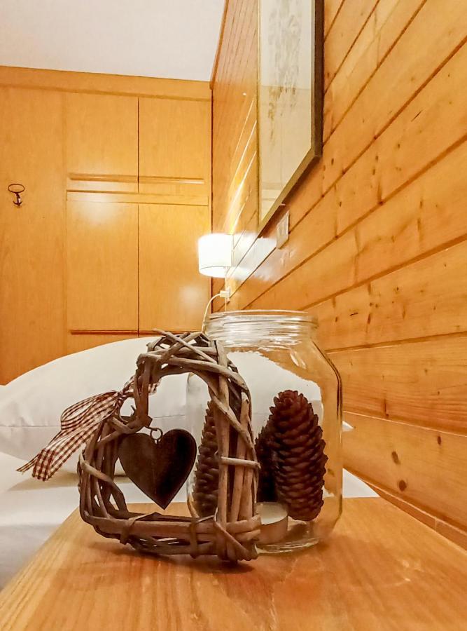 La Tana - Agenzia Dolomiti Affitti Apartman Cavalese Kültér fotó