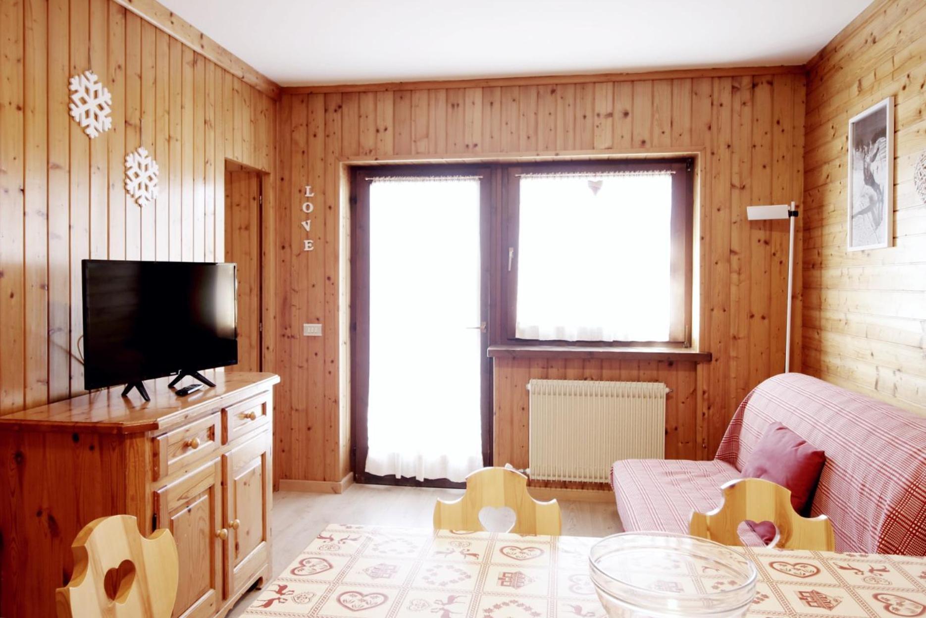 La Tana - Agenzia Dolomiti Affitti Apartman Cavalese Kültér fotó